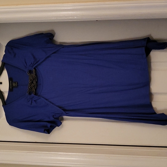 Top - Picture 2 of 3